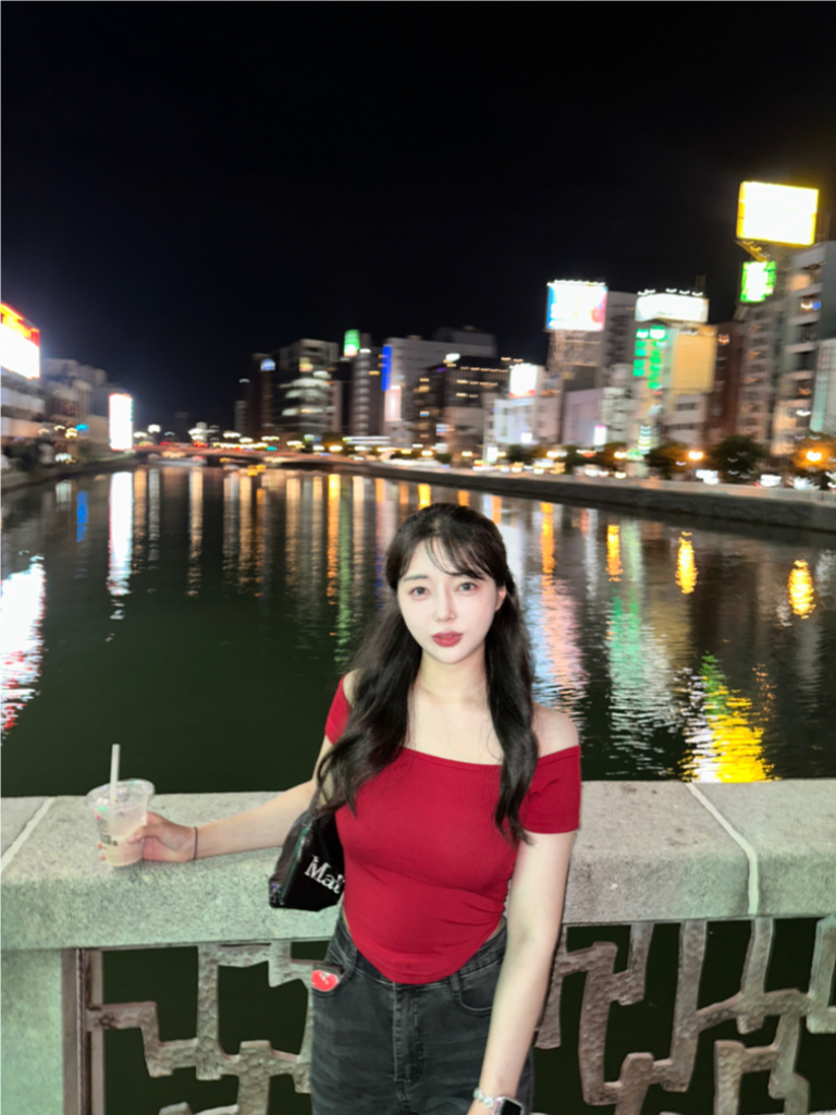 팔로우픽 - followPick | 여행지 속 ootd